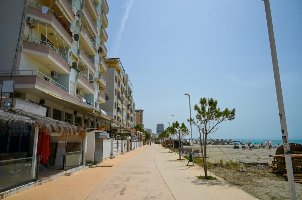 Andi Apartments Durrës Esterno foto