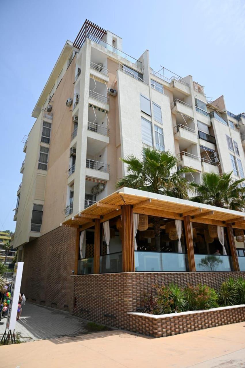 Andi Apartments Durrës Esterno foto
